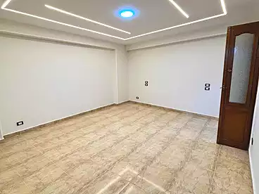 شقق للبيع في شارع محمود العيسوي، سيدي بشر بحري، 170 متر