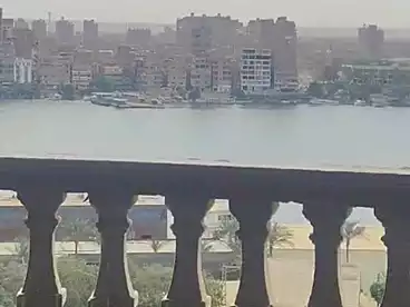 شقق للبيع في شارع كورنيش النيل، حدائق حلوان، 180 متر