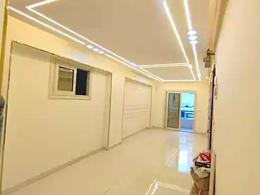 شقق للبيع في شارع خالد بن الوليد، سيدي بشر بحري، 100 متر