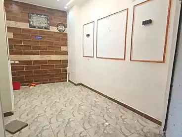 Shops For sale in Bahray El Anfoshy, Alexandria, 17 sqm