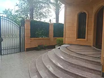 فلل للبيع في شارع أنور المفتي، جنوب الاكاديميه (ج)، 480 متر