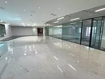 Offices For rent in Northern 90th St., 90th Street, 600 sqm