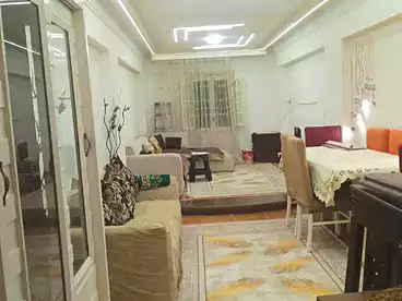 عقارات للبيع في شارع السلام، الهانوفيل، 110 متر