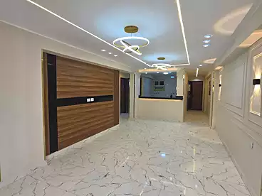 شقق للبيع في شارع المجزر الالي، اللبيني، 140 متر