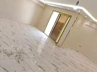 Apartments For sale in Rael St., Manshiet Ain Helwan, 220 sqm