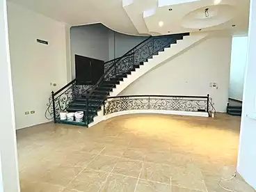 Duplex For rent in Northern 90th St., 90th Street, 500 sqm