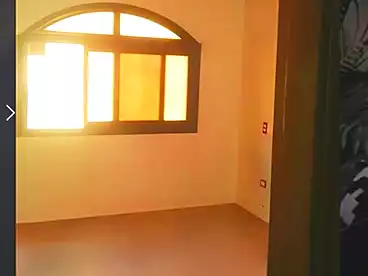 شقق للبيع في شارع رايل، منشية عين حلوان، 100 متر