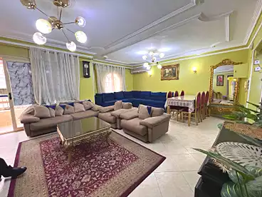 عقارات للبيع في شارع التحرير، الدقي، 180 متر