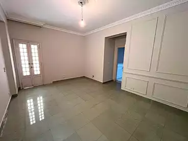 عقارات للبيع في شارع رقم.7، الحي الاول، 170 متر