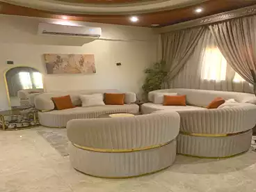 شقق للبيع في جنوب الاكاديميه (د)، جنوب الأكاديمية، 200 متر