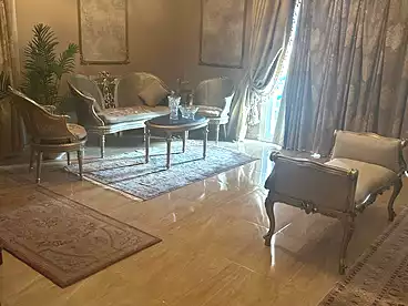 شقق للبيع في عبد الفتاح احمد، شارع الشهيد، 235 متر