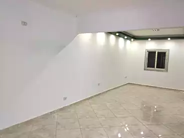 عقارات للبيع في شارع رستم، حلوان، 163 متر