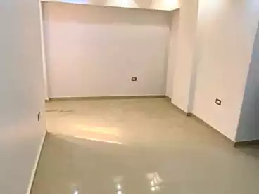 شقق للبيع في شارع سيدي كمال، المندرة بحري، 100 متر