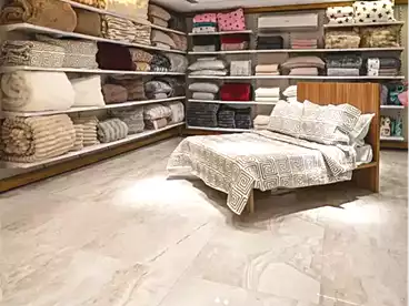 تجاري للإيجار في شارع لبنان، المهندسين، 330 متر