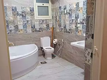 شقق للإيجار في حدائق حلوان، حلوان، 300 متر