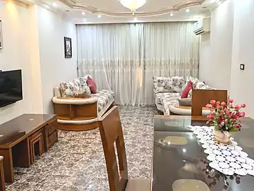 عقارات للإيجار في شارع ناصر الثورة، الهرم، 170 متر