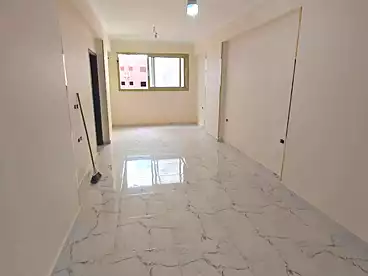 شقق للبيع في شارع العشرين، حدائق حلوان، 120 متر