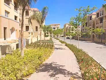 شقق للبيع في كمبوند معادى فيو - المعادي للتنمية والتعمير، كمبوند بمدينة الشروق، 133 متر