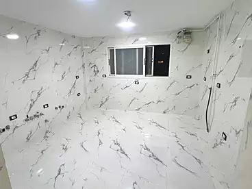 For sale in 12th St., First Zone Buildings, 211 sqm