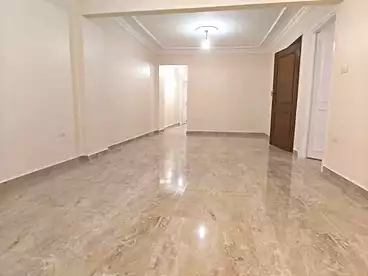 شقق للبيع في شارع محمود العيسوي، ميامي، 90 متر