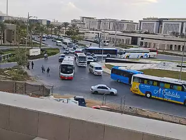 إداري للبيع في ماركيه كومبلكس مول - وارن، الحي المالي، 24 متر