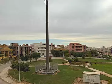 للبيع في شارع أحمد طلال، المجاوره الثانية، 206 متر