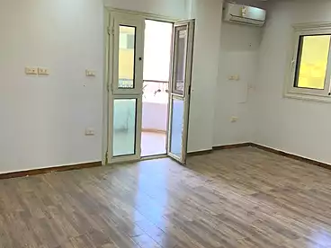 شقق للإيجار في شارع عبده باشا نمرة 10، عبده باشا، 90 متر