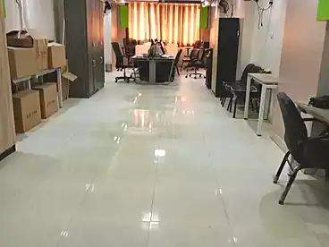 شقق للبيع في اللبيني، فيصل، 200 متر