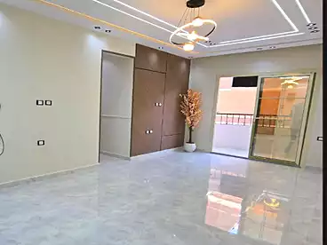 شقق للبيع في اللبيني، فيصل، 150 متر