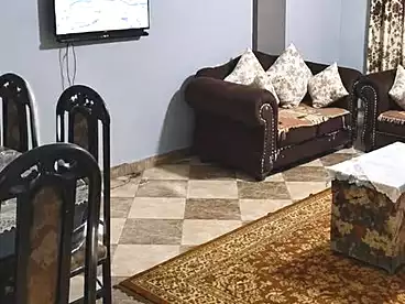 شقق للبيع في اللبيني، فيصل، 100 متر