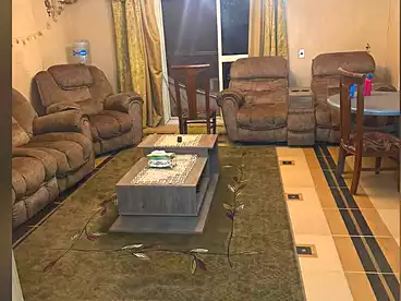 شقق للبيع في شارع الشيشيني، المريوطية، 140 متر
