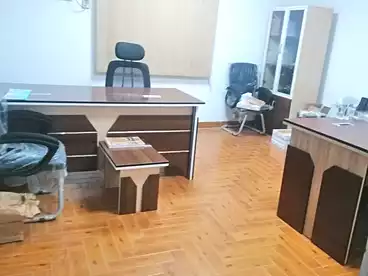 Administrative For rent in Carrefour Main Street, Zahraa El Maadi, 200 sqm