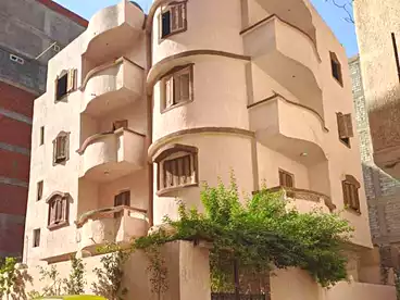 House / Home For sale in Abu Yusuf, Al Agamy, 165 sqm
