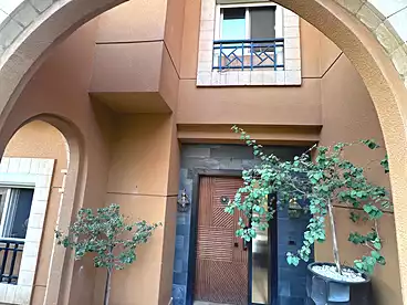 فلل للبيع في كمبوند أفق جاردنز، الشيخ زايد الجديدة، 1600 متر