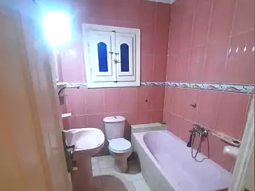 شقق للبيع في البيطاش، العجمي، 130 متر