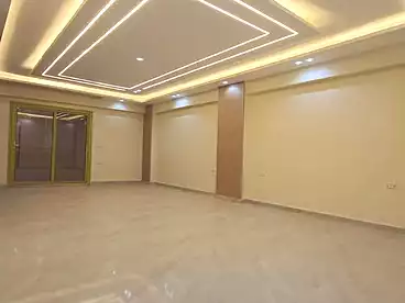 شقق للبيع في اللبيني، فيصل، 190 متر