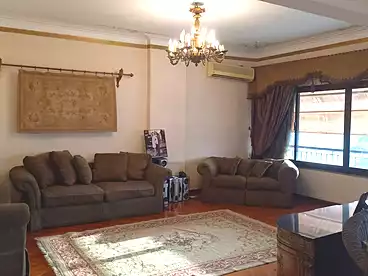 للبيع في شارع عبد العزيز آل سعود، المنيل، 181 متر