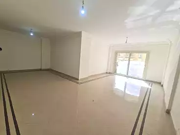 Apartments For sale in Albert Al Awal St., Smouha, 210 sqm