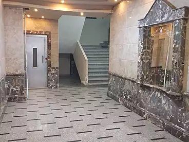 عقارات للإيجار في شارع أحمد الزمر، الحي العاشر، 150 متر