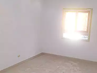 شقق للبيع في محرم بك، الاسكندرية، 100 متر