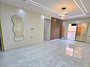 شقق للبيع في اللبيني، فيصل، 150 متر