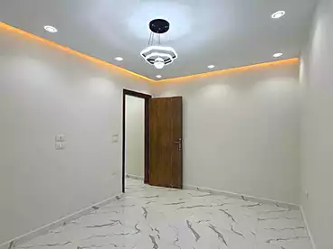شقق للبيع في شارع المجزر الالي، اللبيني، 150 متر