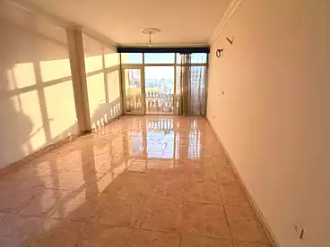 شقق للبيع في شارع كورنيش النيل، شبرا، 150 متر