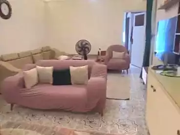 شقق للبيع في شارع البرنسيسة، البيطاش، 100 متر
