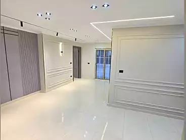 Apartments For sale in Gamal Abdel Nasser St., El Mandara, 140 sqm
