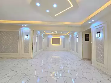 شقق للبيع في شارع طريق الجيش، ميامي، 160 متر