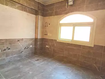 Properties For rent in Abbas Mahmoud El Akad St., South Academy (D), 260 sqm