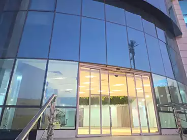 Administrative Building For rent in Northern 90th St., 90th Street, 2780 sqm