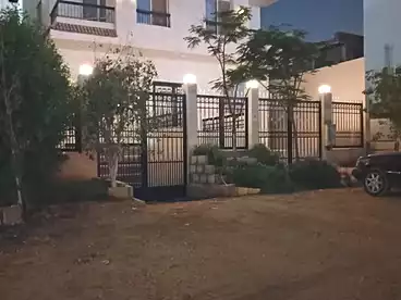 Villas For sale in District 300, Northern Expansions, 1000 sqm