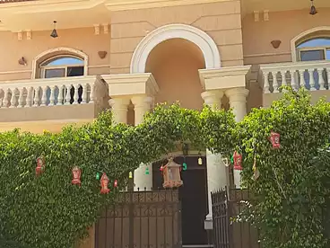 عقارات للبيع في المجاوره السابعه، غرب سوميد، 800 متر